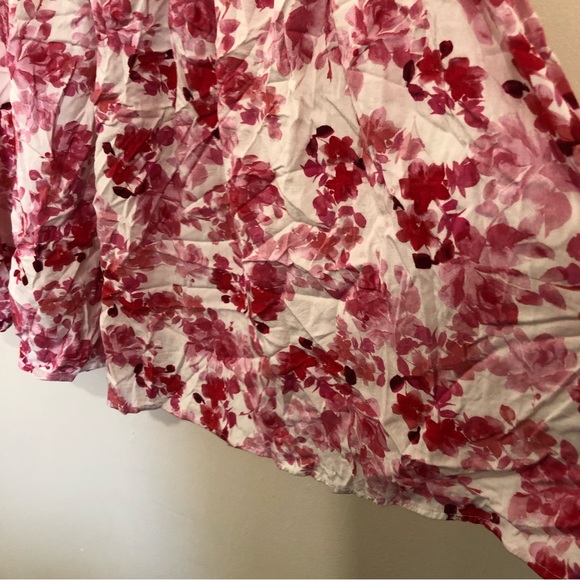 Torrid Floral Summer Pink Floral edge crochet back smocked top size 2. - Picture 9 of 14